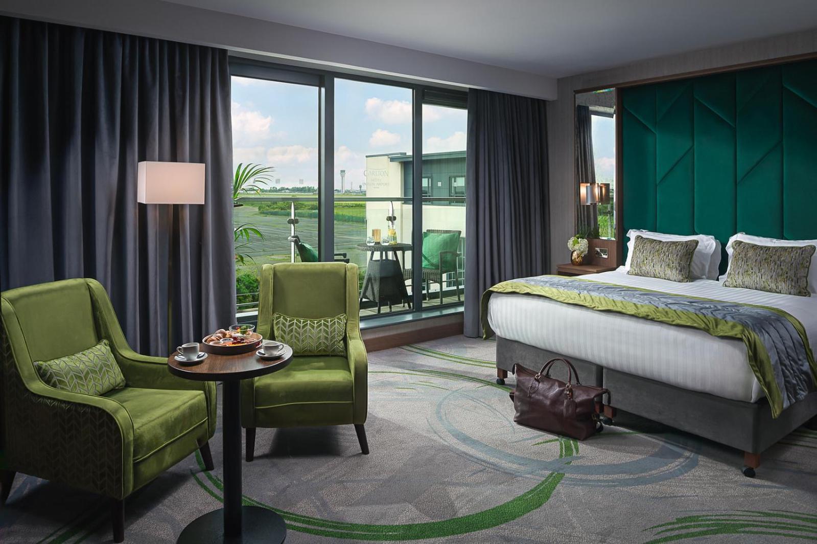 Rooftop Balcony Suite,1592043825:JPEG